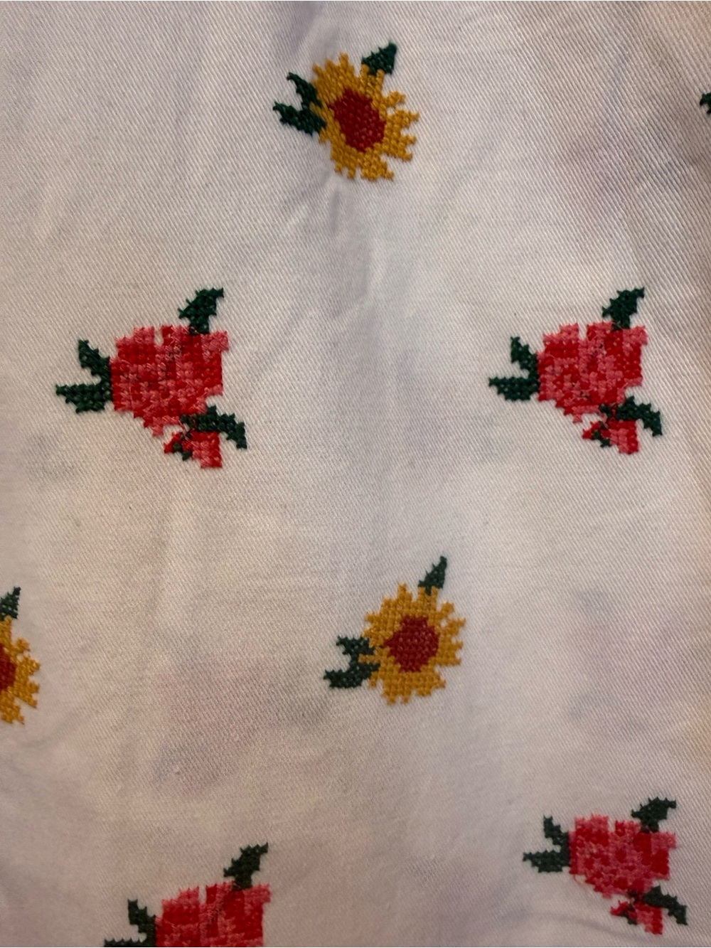 FARM Rio Embroidered Flowers Crop Top & Pants Set - Picture 9 of 12